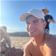 Estudiante de 2° de Ing. Informatica con matriculas de honor ofrece clases presenciales de matemáticas, euskera, ingles o programacion (Zona Deusto)